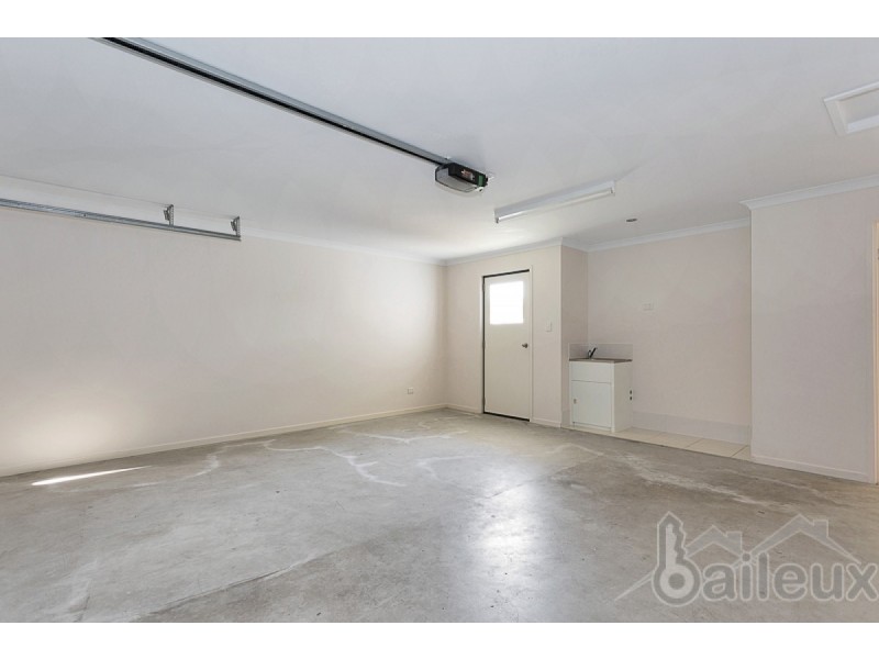 10 Antonia Court, Glenella QLD 4740