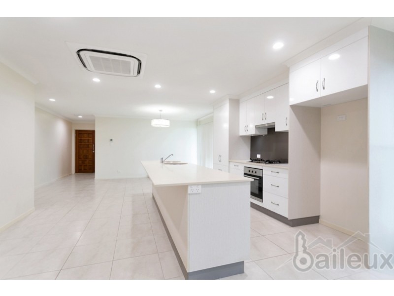 3 Bensara Drive, Beaconsfield QLD 4740