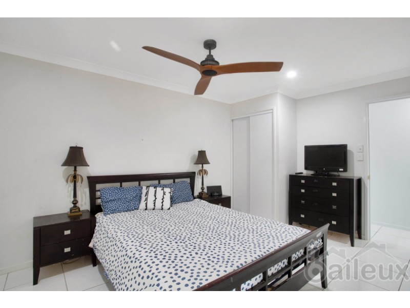 88 Poinciana Avenue, Seaforth QLD 4741