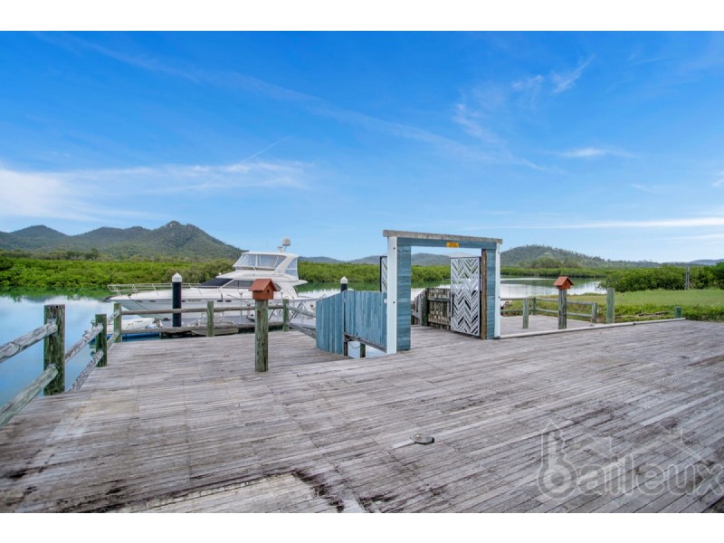 88 Poinciana Avenue, Seaforth QLD 4741