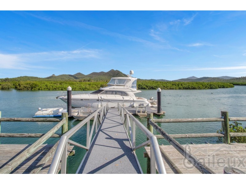 88 Poinciana Avenue, Seaforth QLD 4741