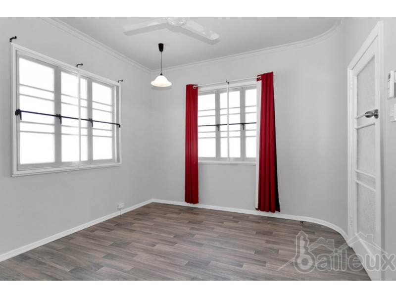 21 Mackenzie Street, West Mackay QLD 4740