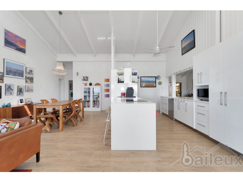 30 Ian wood Drive, Dolphin Heads QLD 4740