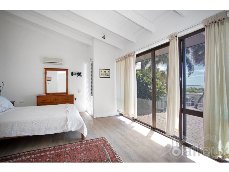 30 Ian wood Drive, Dolphin Heads QLD 4740