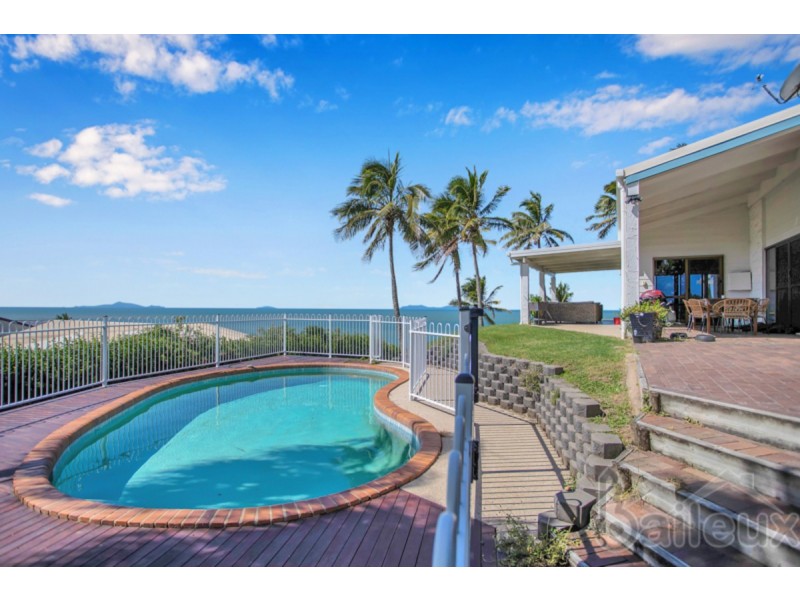 30 Ian wood Drive, Dolphin Heads QLD 4740