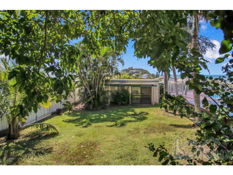 30 Ian wood Drive, Dolphin Heads QLD 4740