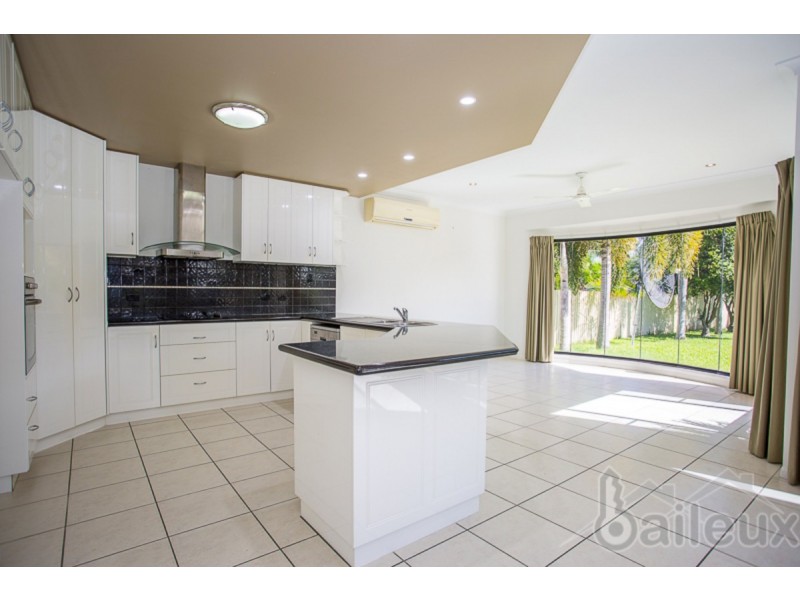 3 Francey Drive, Glenella QLD 4740