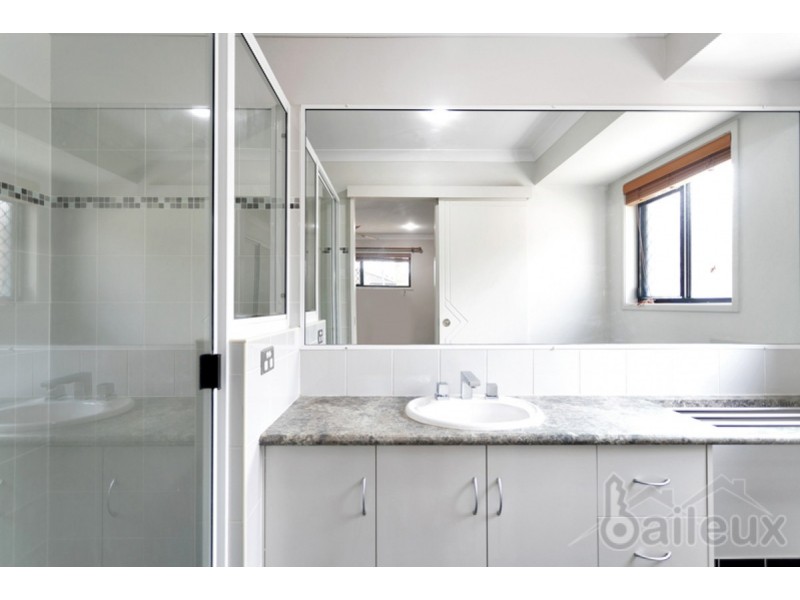 79 Wheeler Drive, Glenella QLD 4740