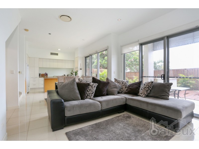 13/6-24 Belangason Way, Shoal Point QLD 4750