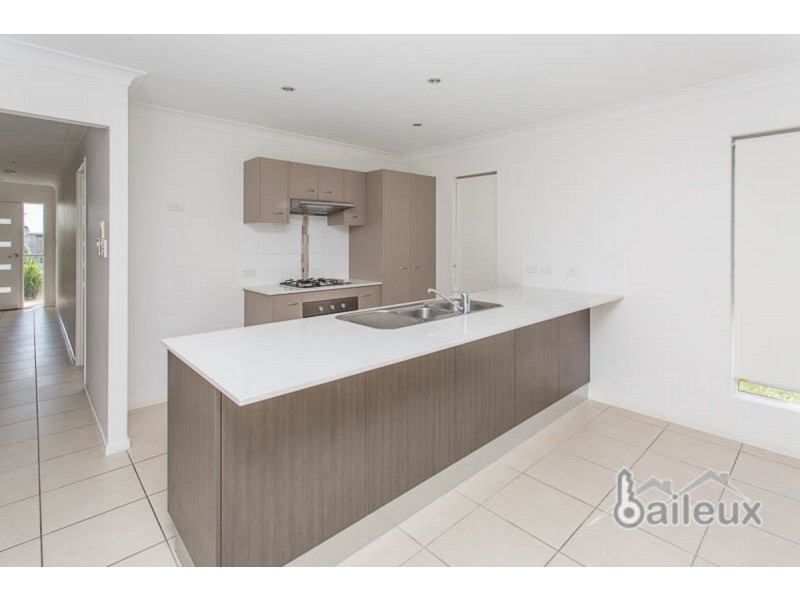 27 Westaway Crescent, Andergrove QLD 4740