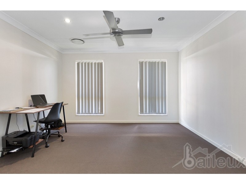 18 Burge Court, Glenella QLD 4740