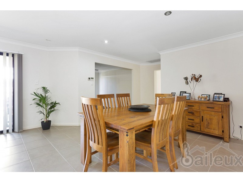 18 Burge Court, Glenella QLD 4740