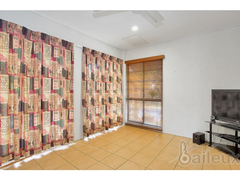 174 Waverley Street, Bucasia QLD 4750