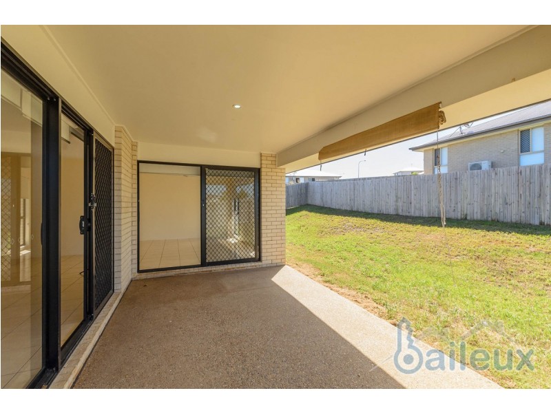 15 Brindabella Parade, New Auckland QLD 4680