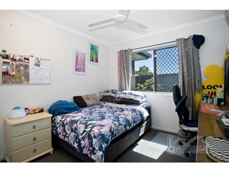 3 Michelle Place, Mirani QLD 4754