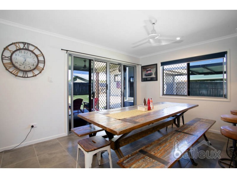 3 Michelle Place, Mirani QLD 4754