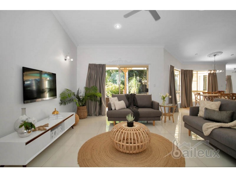 7 Bradman Drive, Glenella QLD 4740