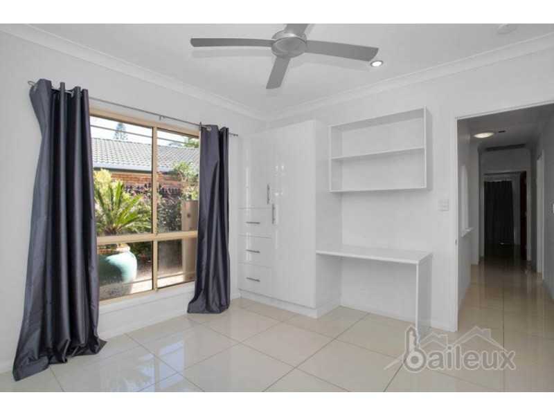 7 Bradman Drive, Glenella QLD 4740