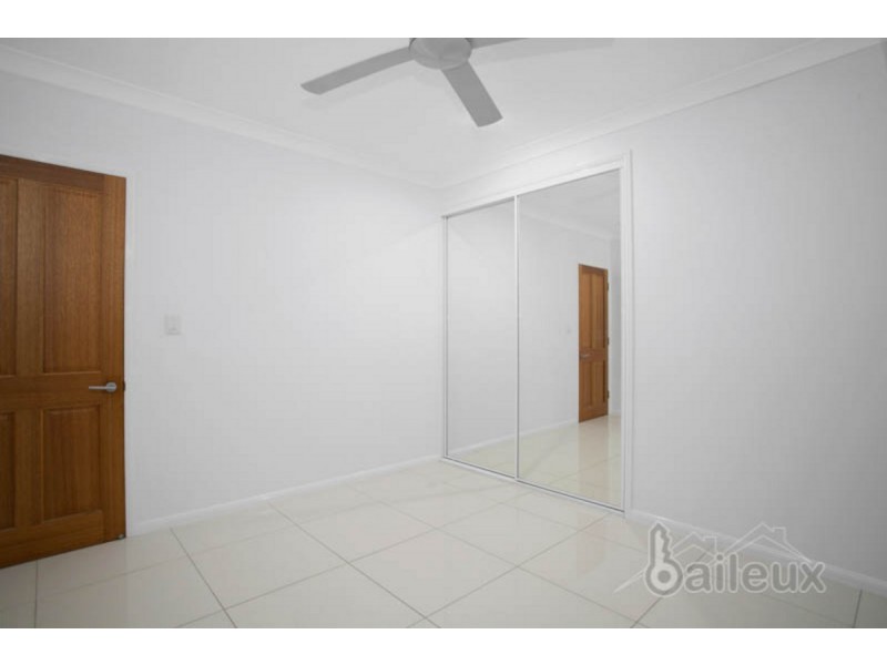 7 Bradman Drive, Glenella QLD 4740
