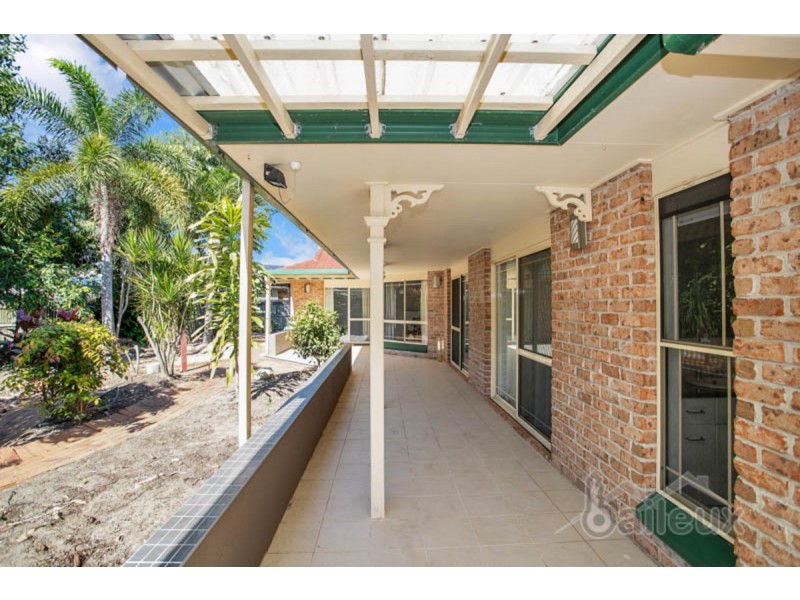 7 Bradman Drive, Glenella QLD 4740