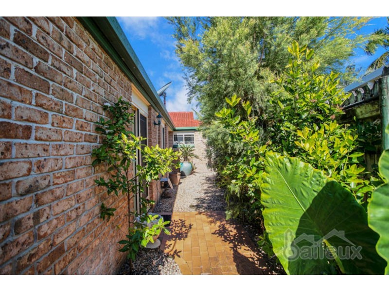 7 Bradman Drive, Glenella QLD 4740