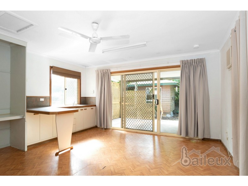 33b Ocean Avenue, Slade Point QLD 4740