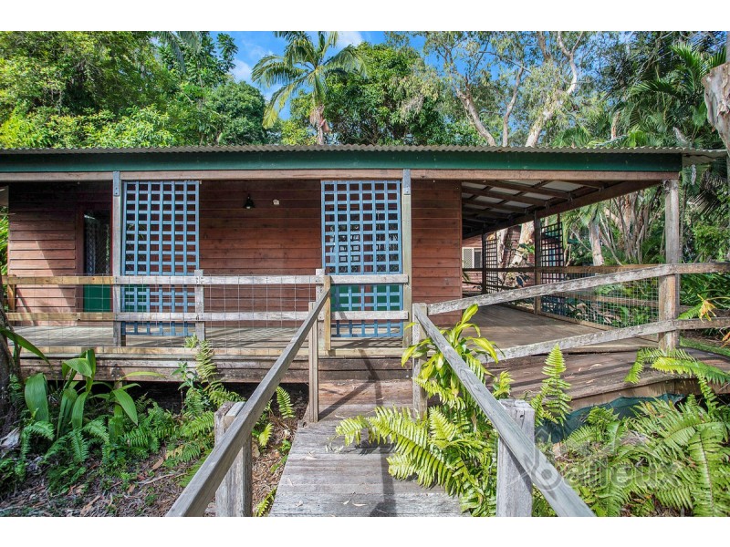 33a Ocean Avenue, Slade Point QLD 4740