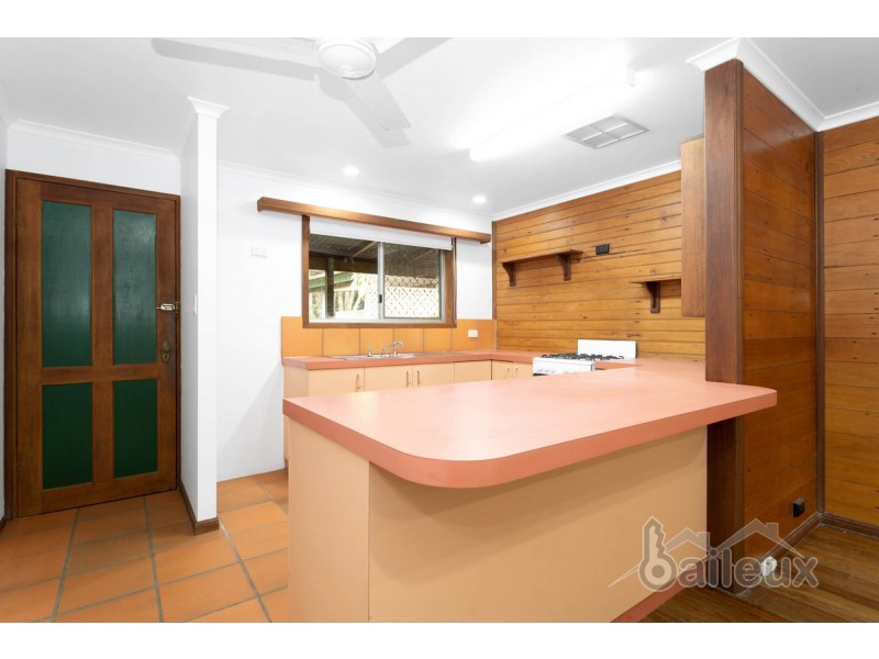 33a Ocean Avenue, Slade Point QLD 4740
