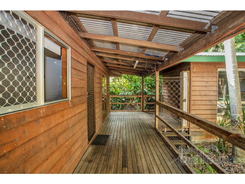 33a Ocean Avenue, Slade Point QLD 4740