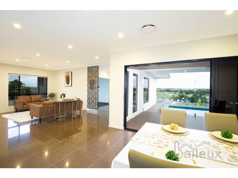 11 Roy Court, Glenella QLD 4740