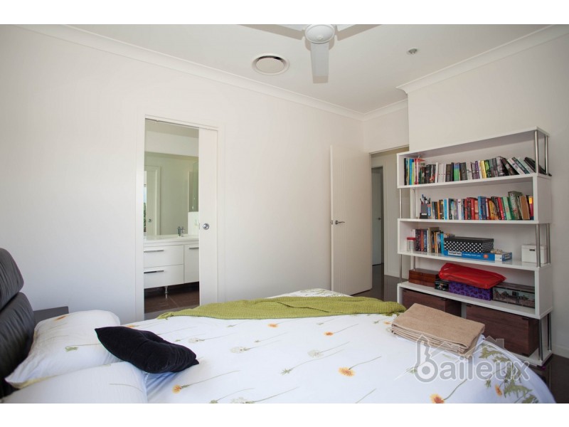 11 Roy Court, Glenella QLD 4740