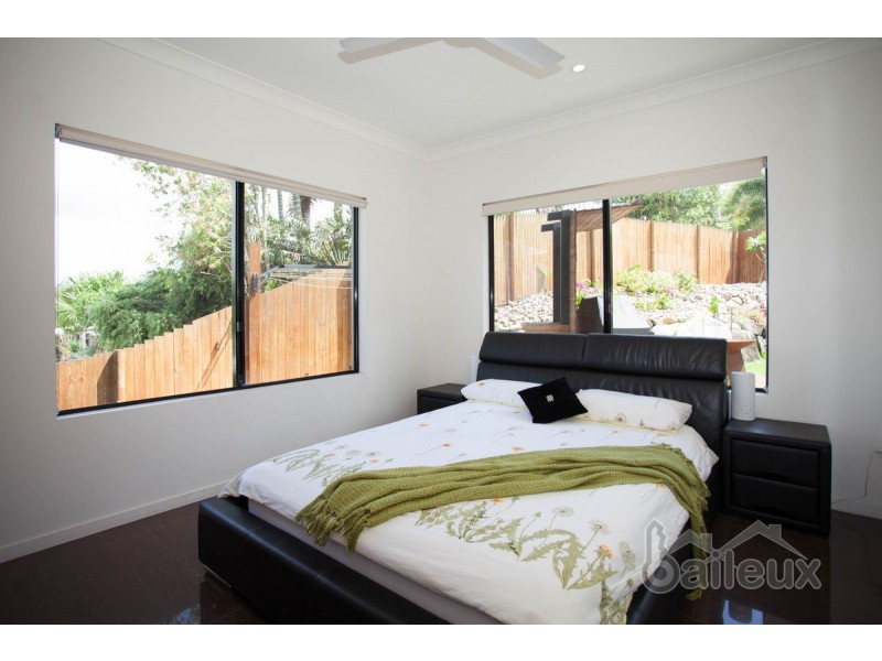 11 Roy Court, Glenella QLD 4740