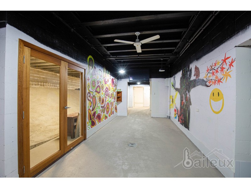 11 Roy Court, Glenella QLD 4740