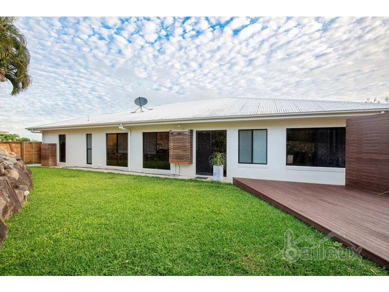 11 Roy Court, Glenella QLD 4740