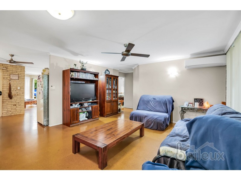 16 Matilda Court, Mirani QLD 4754