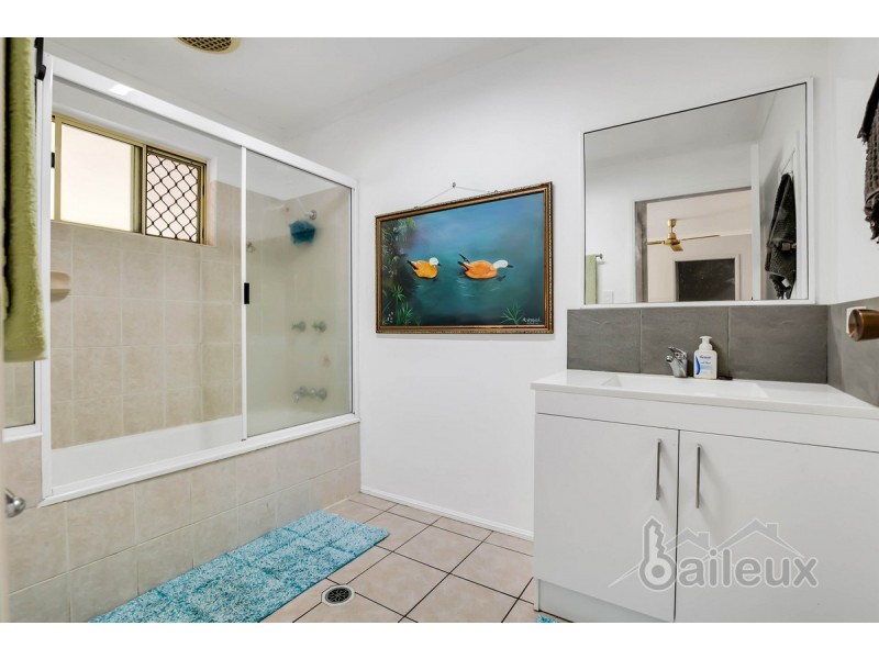 16 Matilda Court, Mirani QLD 4754