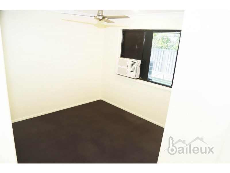 50 Whitehaven Drive, Blacks Beach QLD 4740
