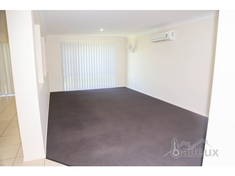 50 Whitehaven Drive, Blacks Beach QLD 4740