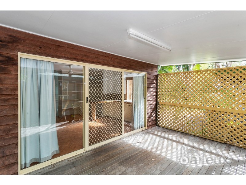 33b Ocean Avenue, Slade Point QLD 4740