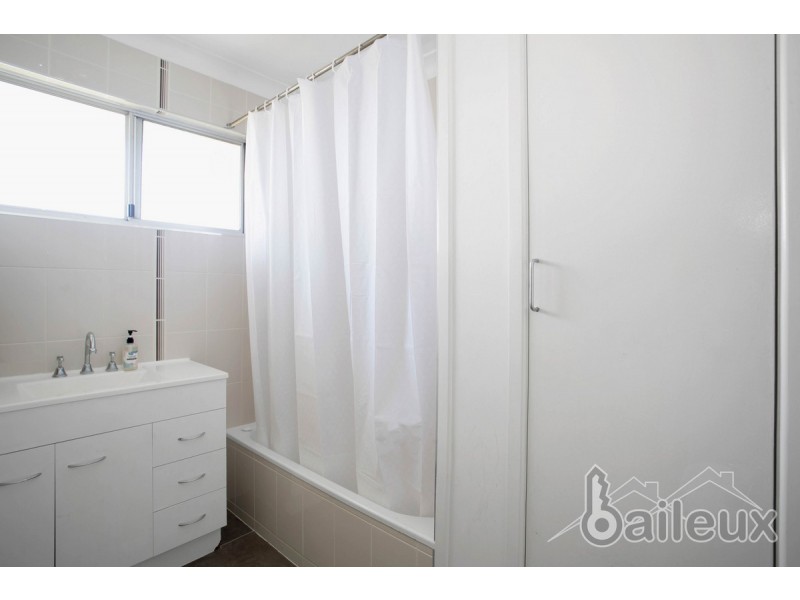 4 Kathleen Street, Sarina QLD 4737