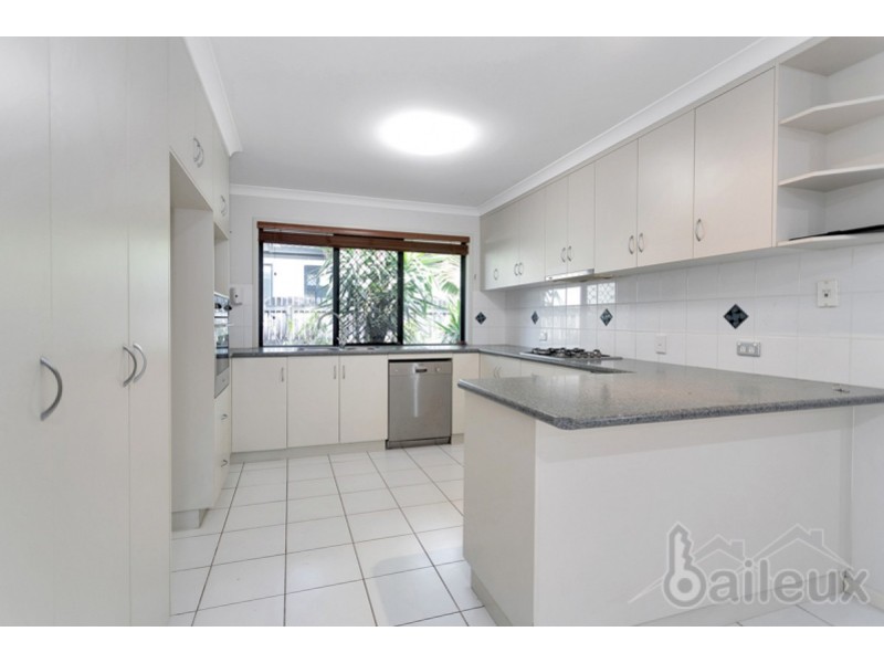 79 Wheeler Drive, Glenella QLD 4740