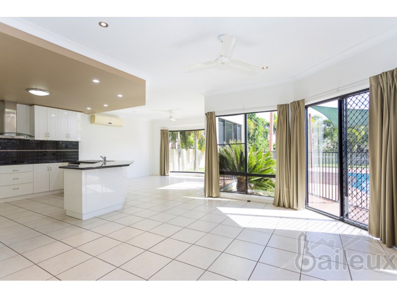 3 Francey Drive, Glenella QLD 4740