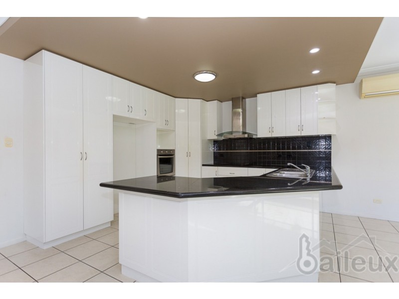 3 Francey Drive, Glenella QLD 4740