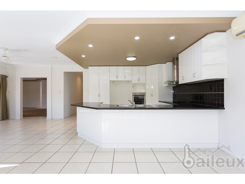 3 Francey Drive, Glenella QLD 4740