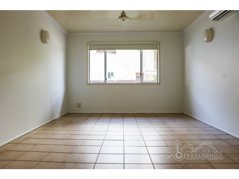 2/31 Ocean Avenue, Slade Point QLD 4740