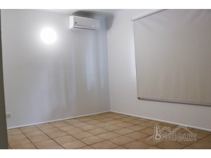 2/31 Ocean Avenue, Slade Point QLD 4740