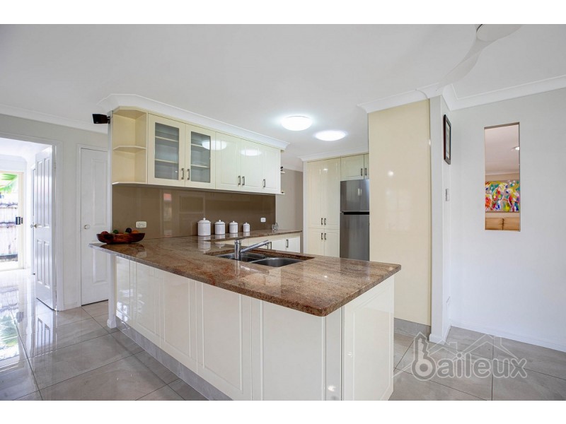 23 Chelsea Crescent, Glenella QLD 4740