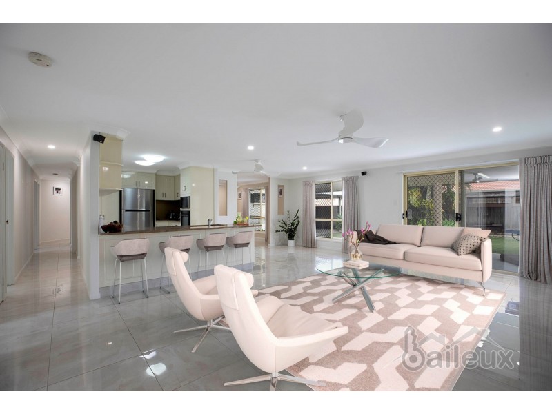 23 Chelsea Crescent, Glenella QLD 4740