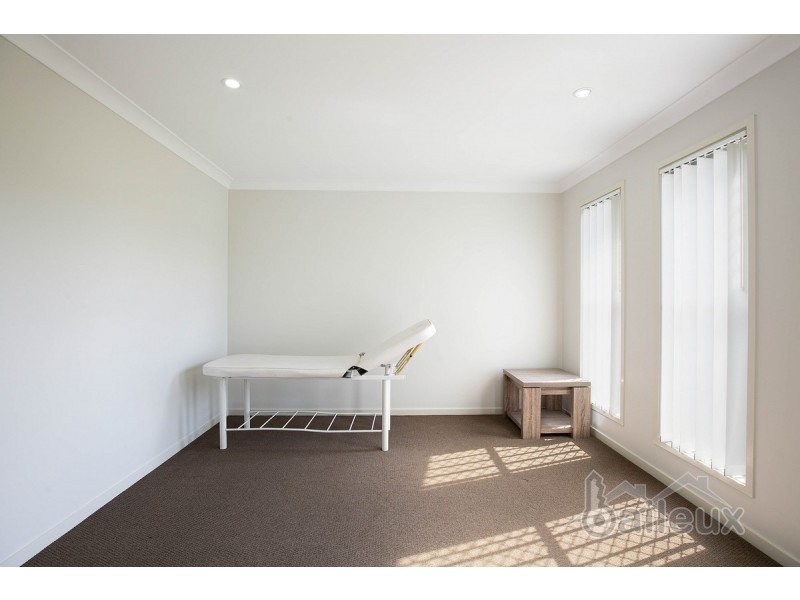 18 Majesty Street, Rural View QLD 4740