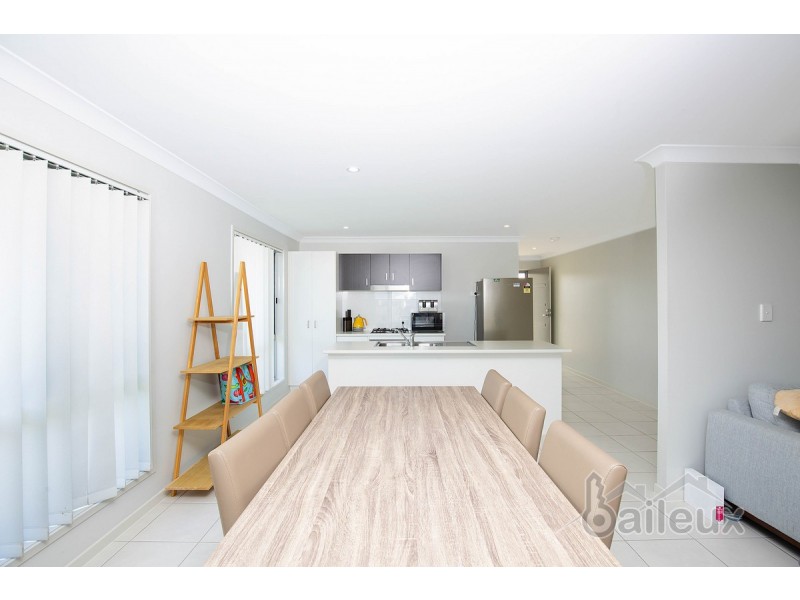 18 Majesty Street, Rural View QLD 4740